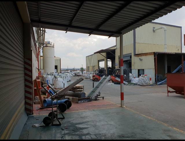 13,000M² WAREHOUSE TO LET IN ROODEKOP